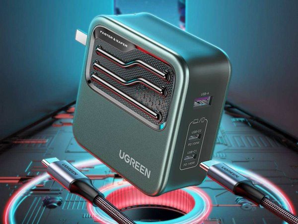 UGREEN CD289 140W GaN 2C1A Fast Charger with 1.5M Cable